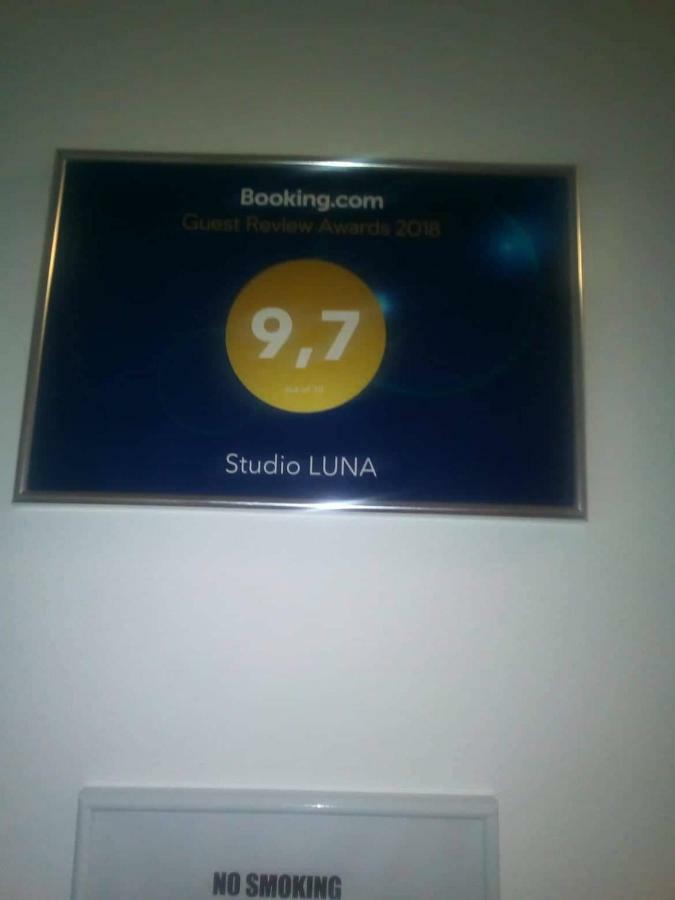 אופטיה Studio Luna מראה חיצוני תמונה